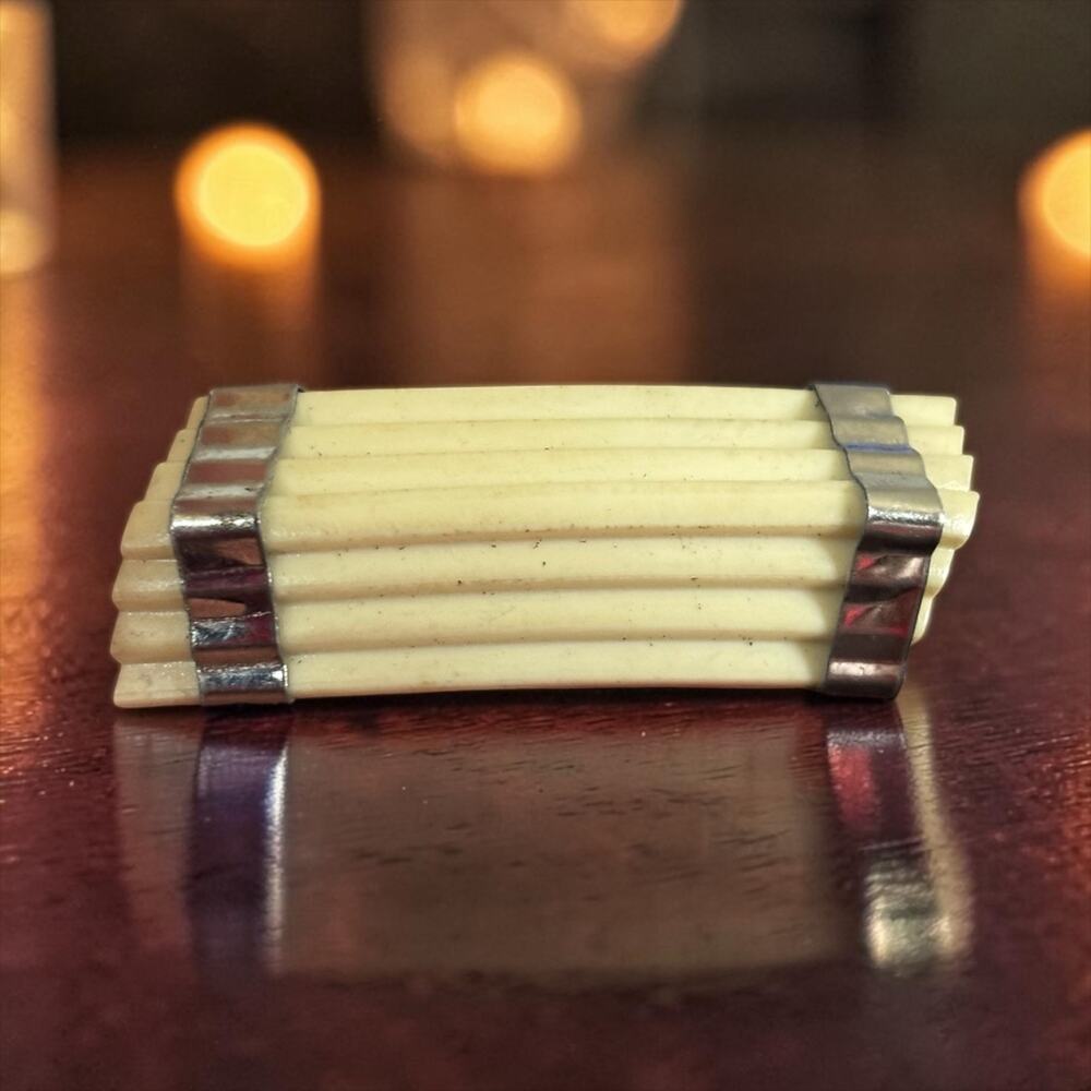 Vintage Carved Cream Plastic Ribbed Bar Brooch with Silver Tone Bands